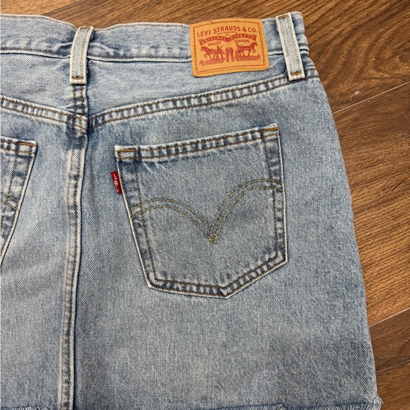 Levi’s Icon Denim Mini Skirt - Picture 4 of 7